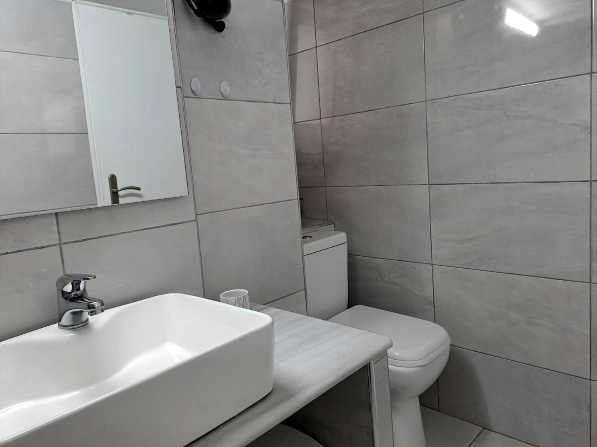 Apartment Cozy In Nea Palatia-oropos Oropos